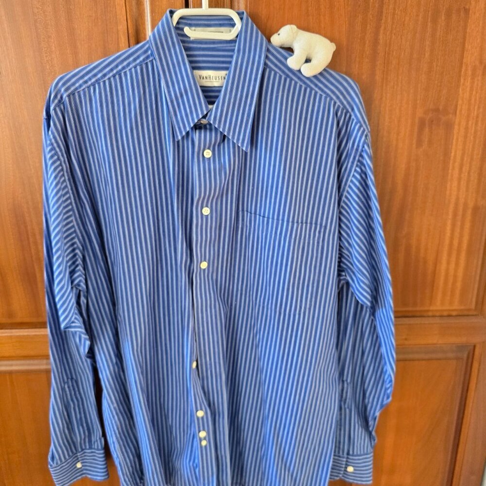 VanHeusen blue pin shirt long sleeve button u